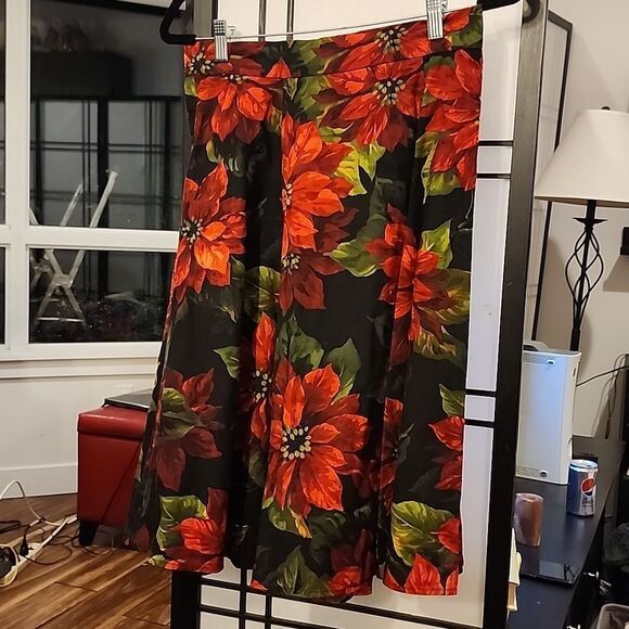 Heart of Haute poinsettia skirt size XL - Picture 1 of 6